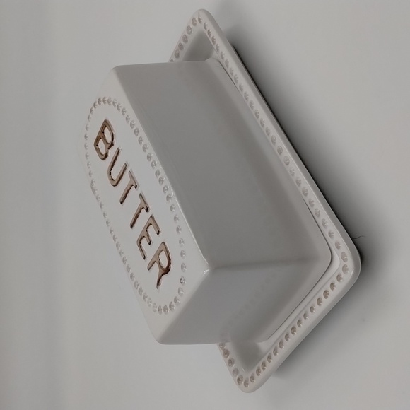 Butter Dish Farmhouse White Ceramic - Picture 5 of 11
